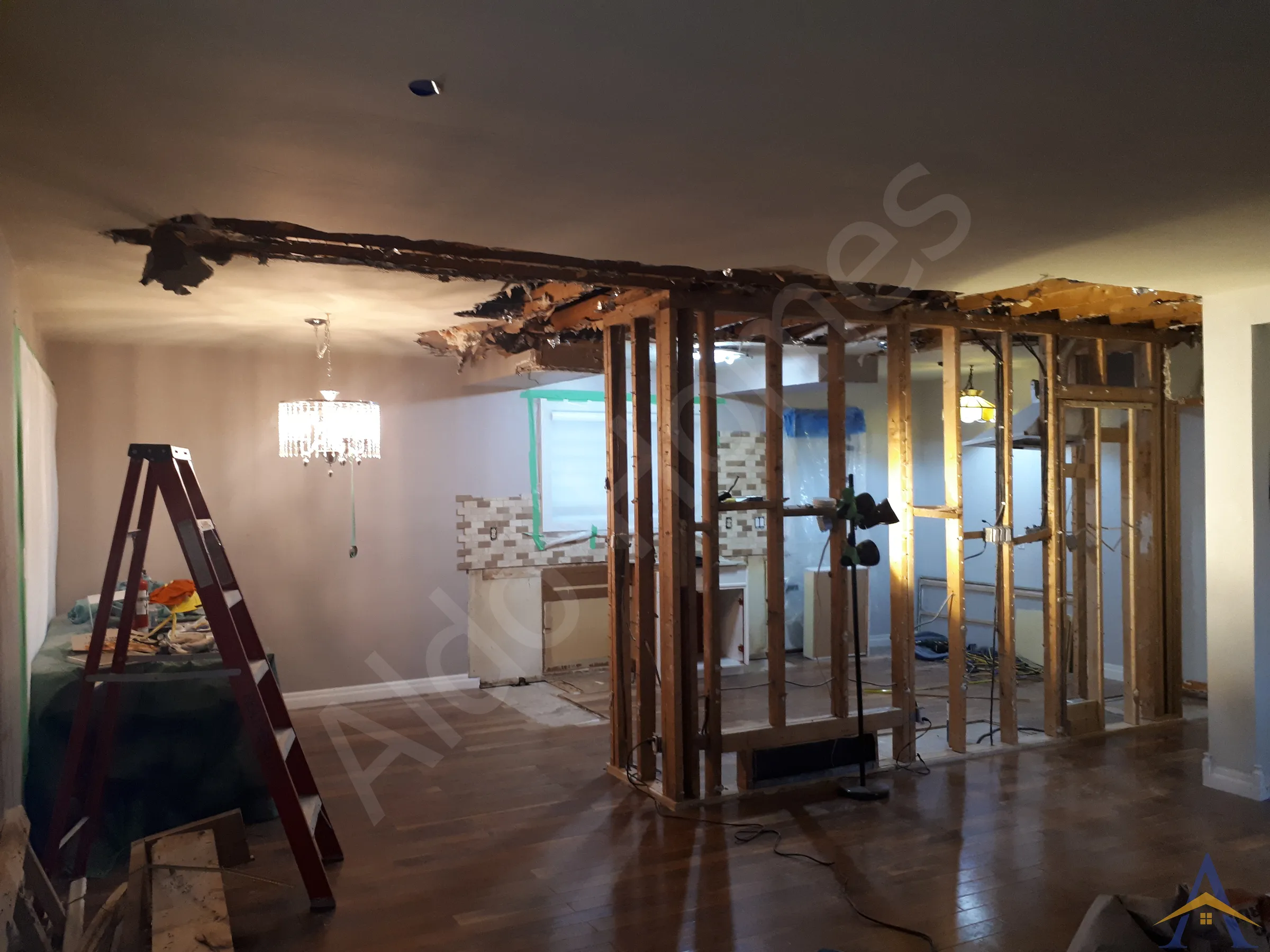 Holywell, Etobicoke - Image 1