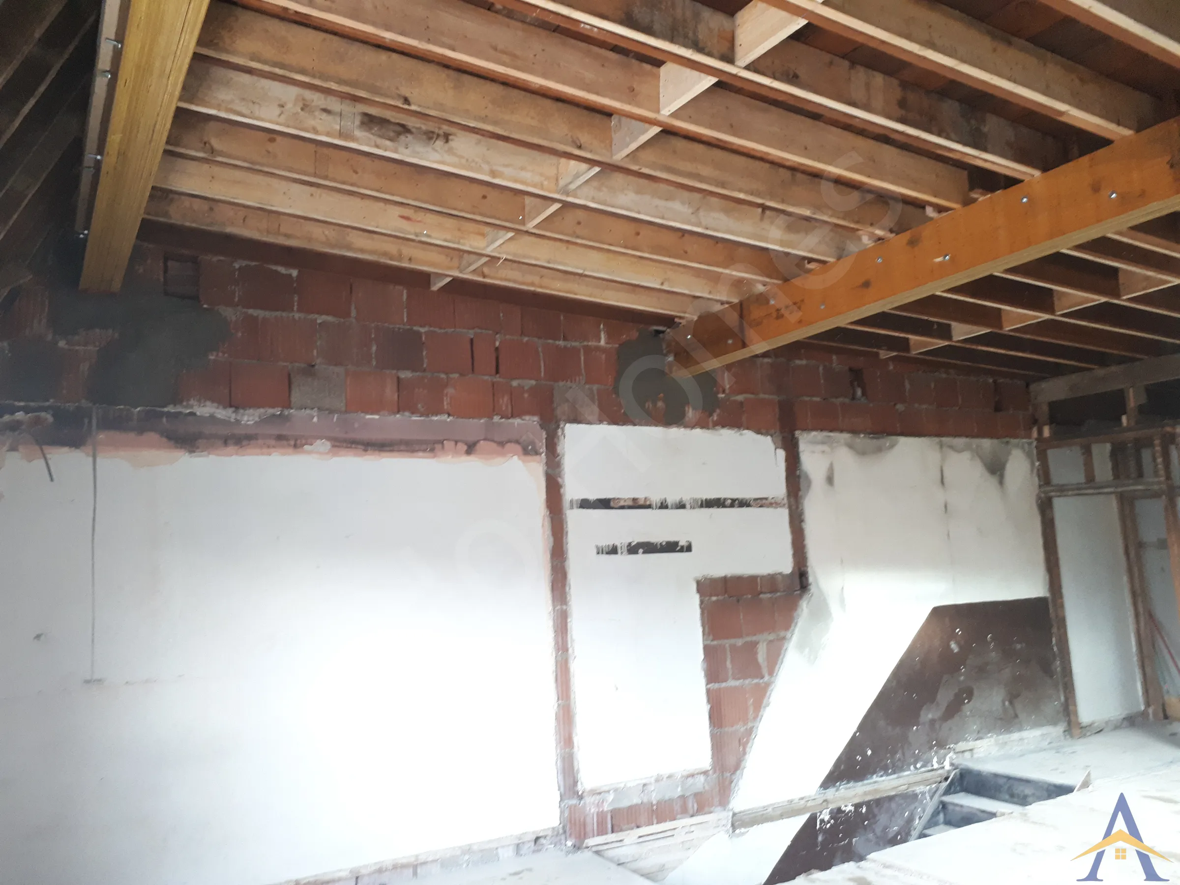 Cathedral Ceiling Conversion - Bathurst St, Toronto - Image 6