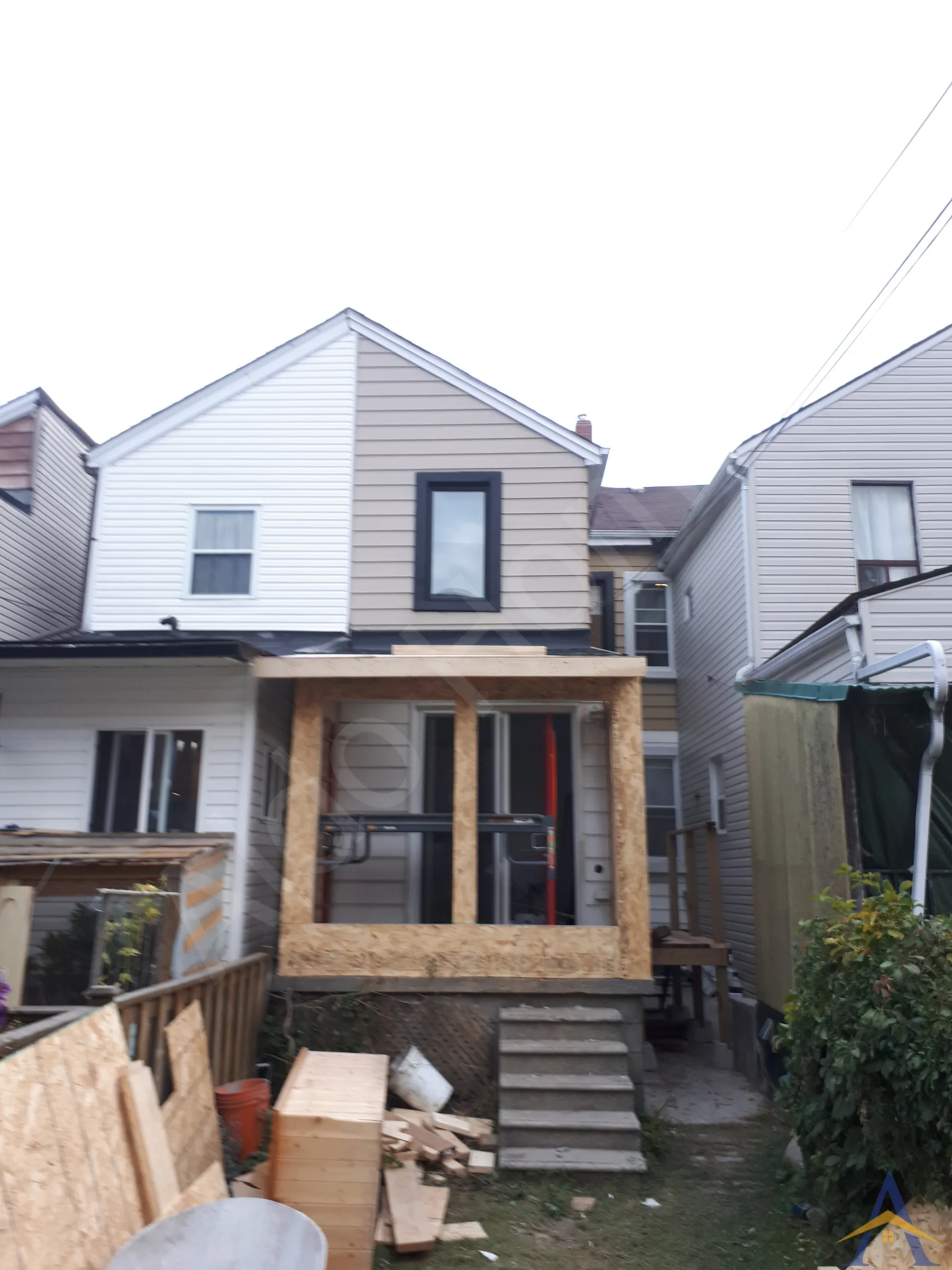 Exterior Walls - Argyle st, Toronto - Image 2