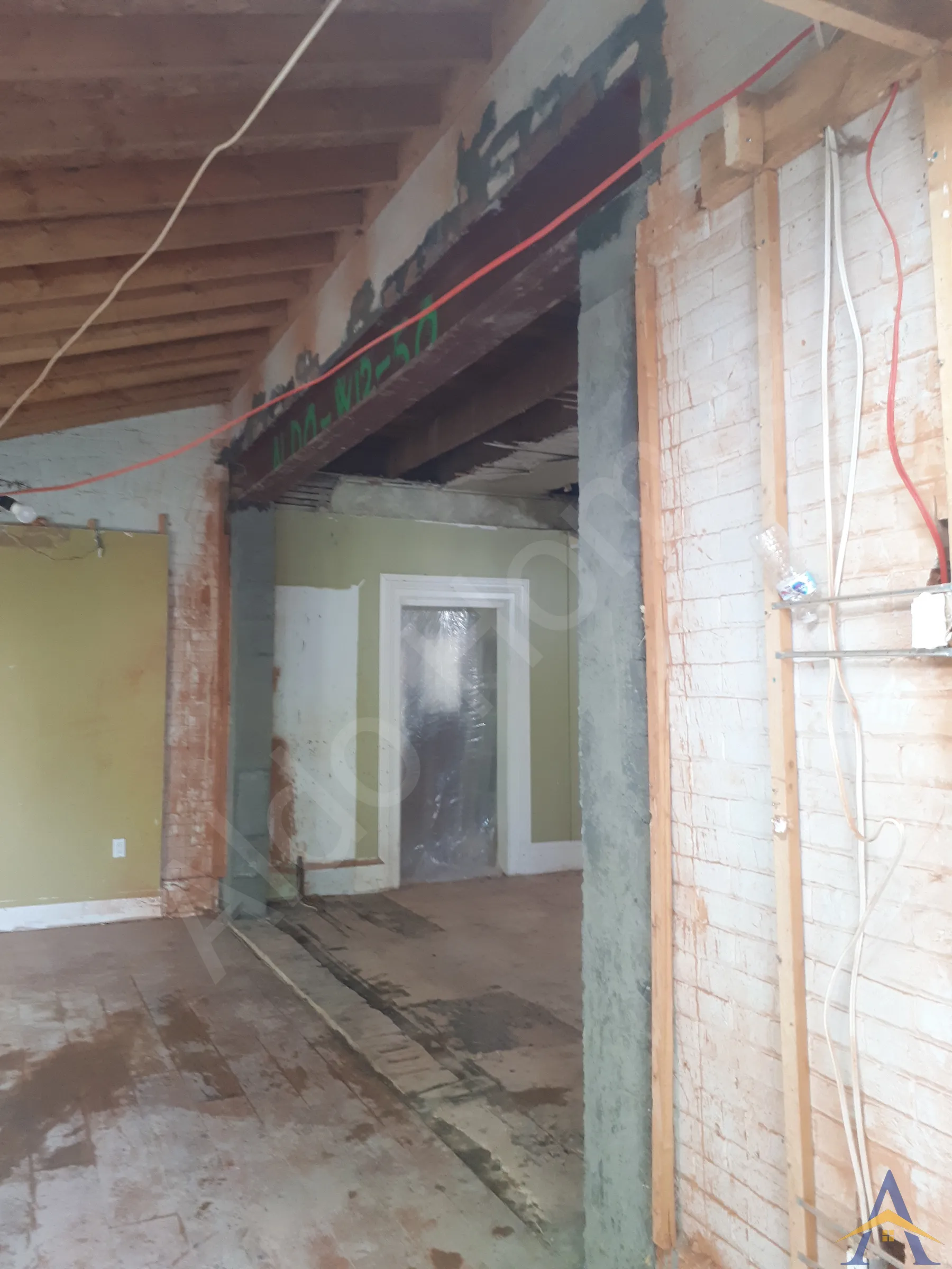 Exterior Walls - Boucher Street East, Meaford - Image 9