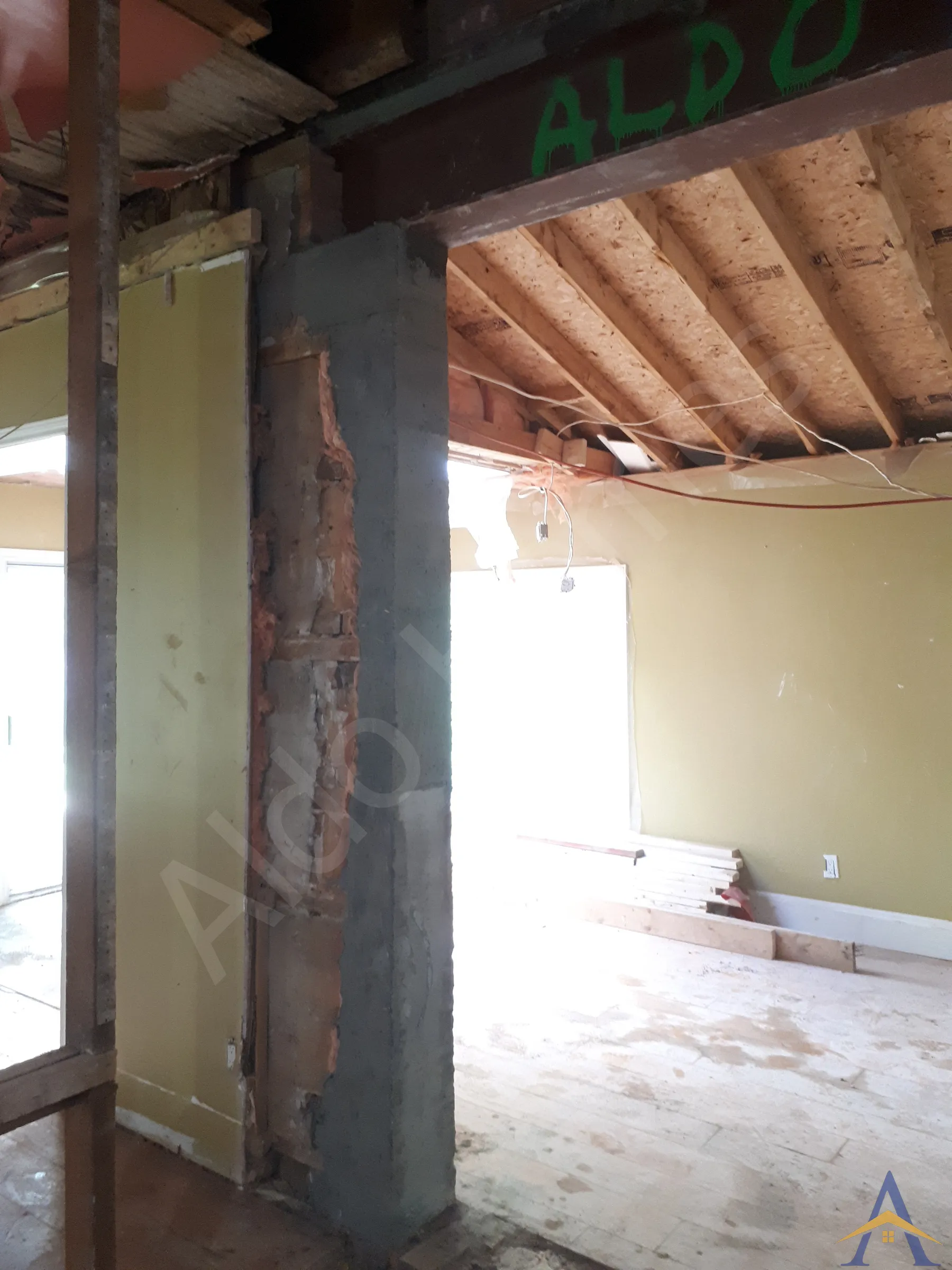 Exterior Walls - Boucher Street East, Meaford - Image 11