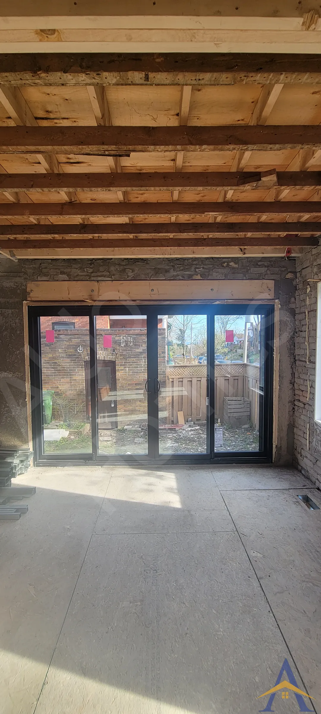 Exterior Walls - Gerrard Street East, Toronto - Image 5