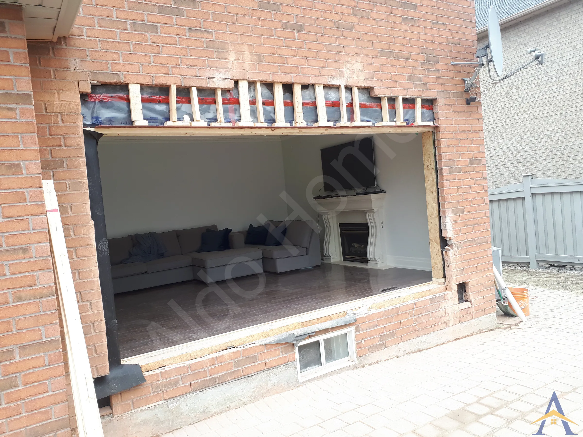 Exterior Walls - Green Manor, Woodbridge - Image 6