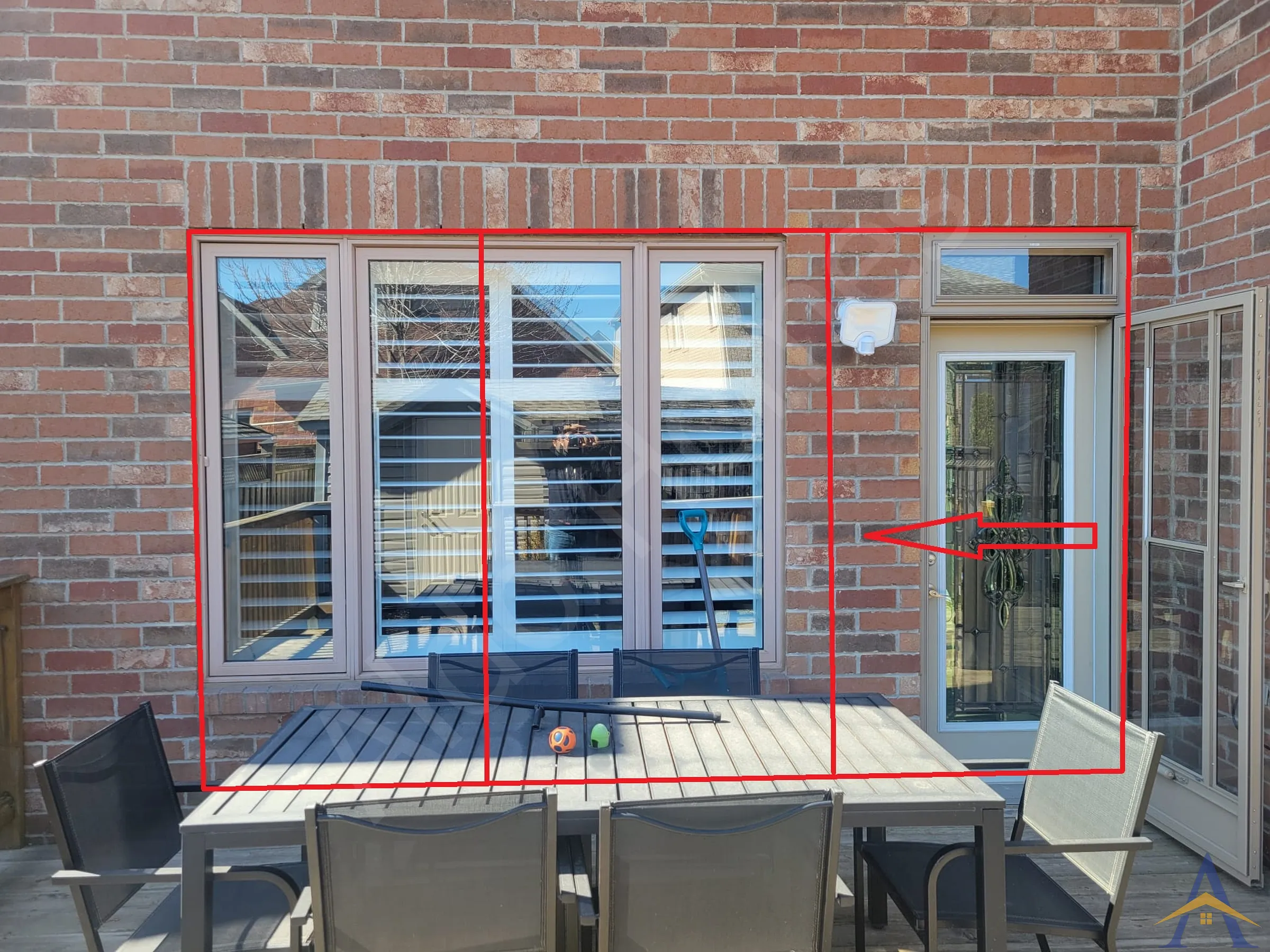 Exterior Walls - Tesla, Oakville - Image 8