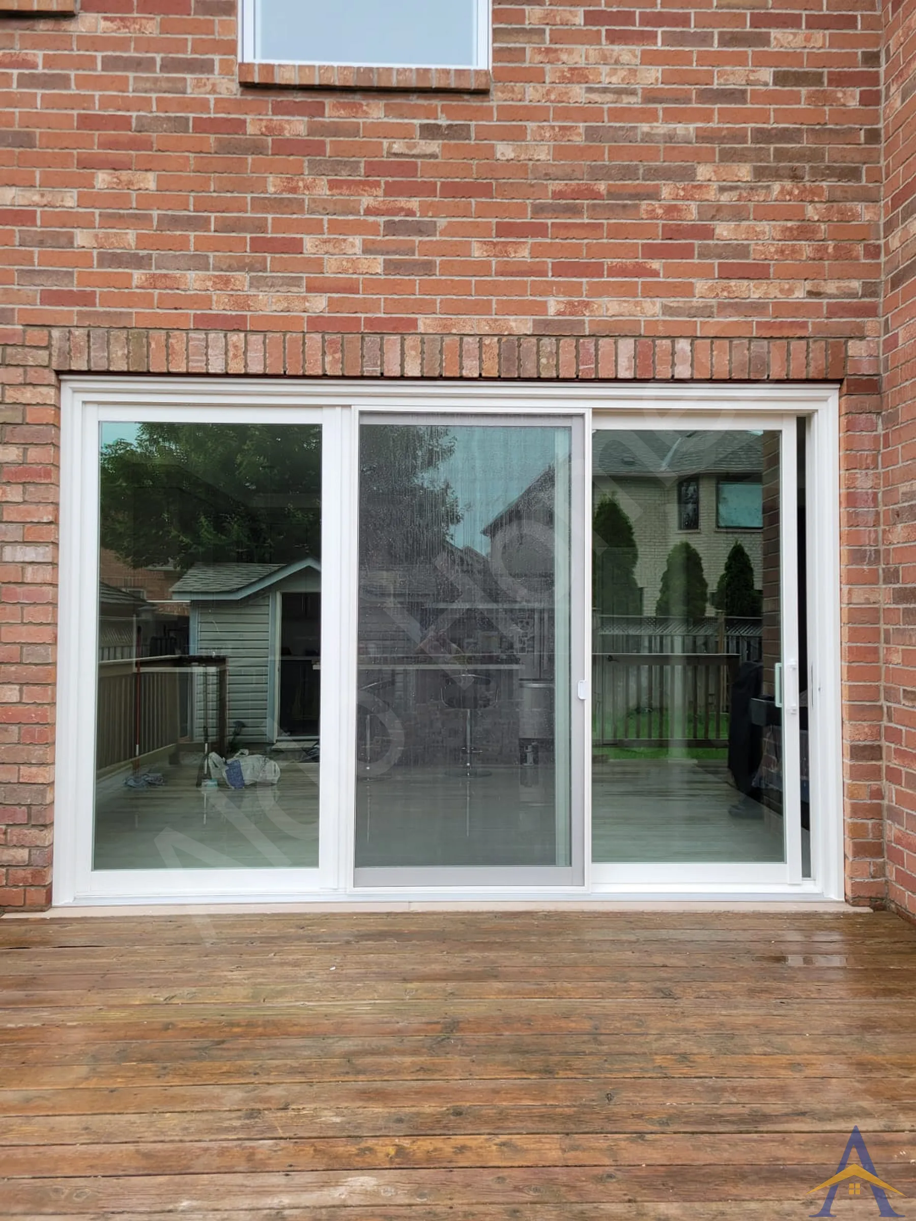 Exterior Walls - Tesla, Oakville - Image 10