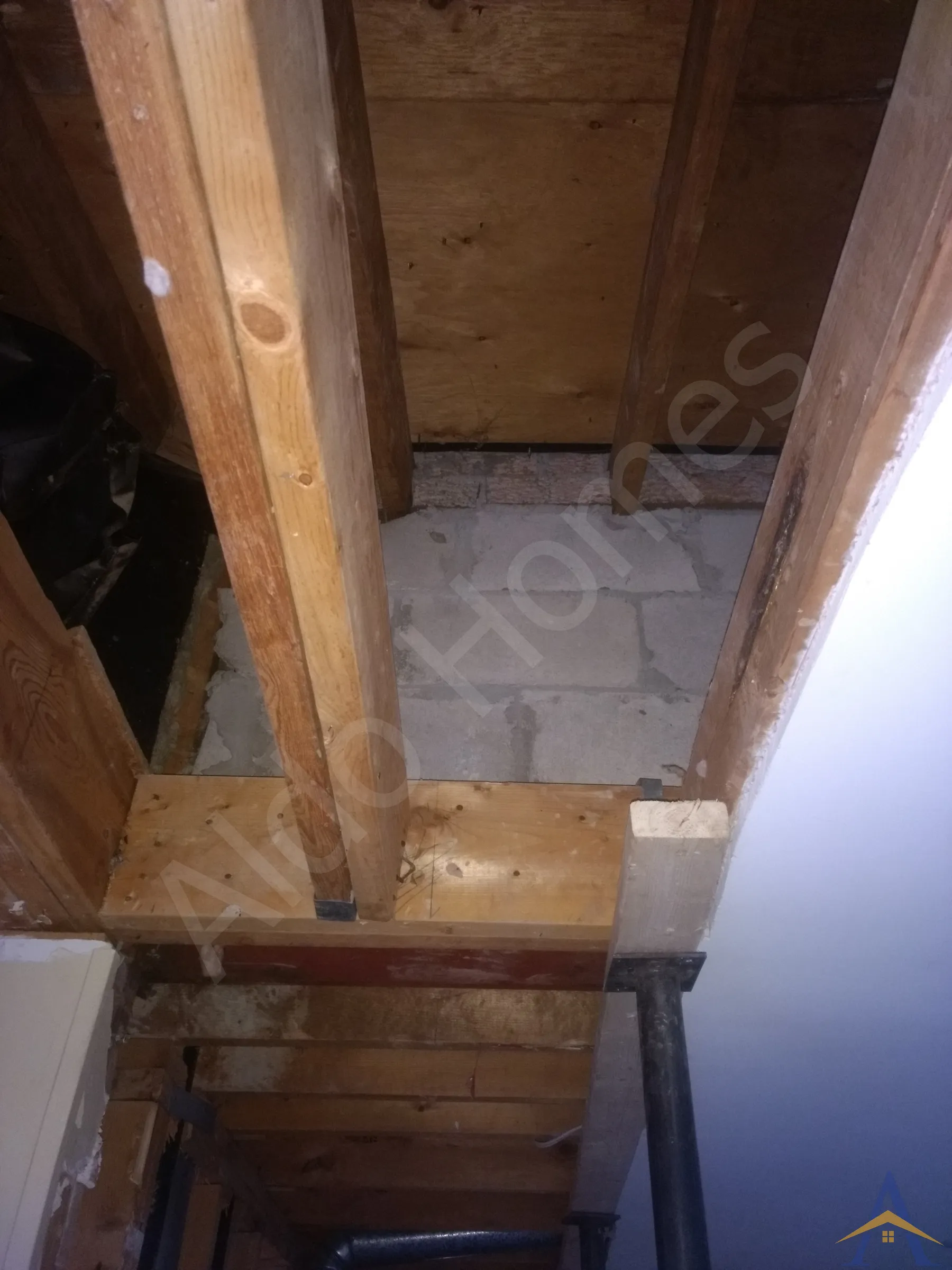 Load Bearing Wall Removal - Two Story - 10th Line W, Mississauga - Image 3