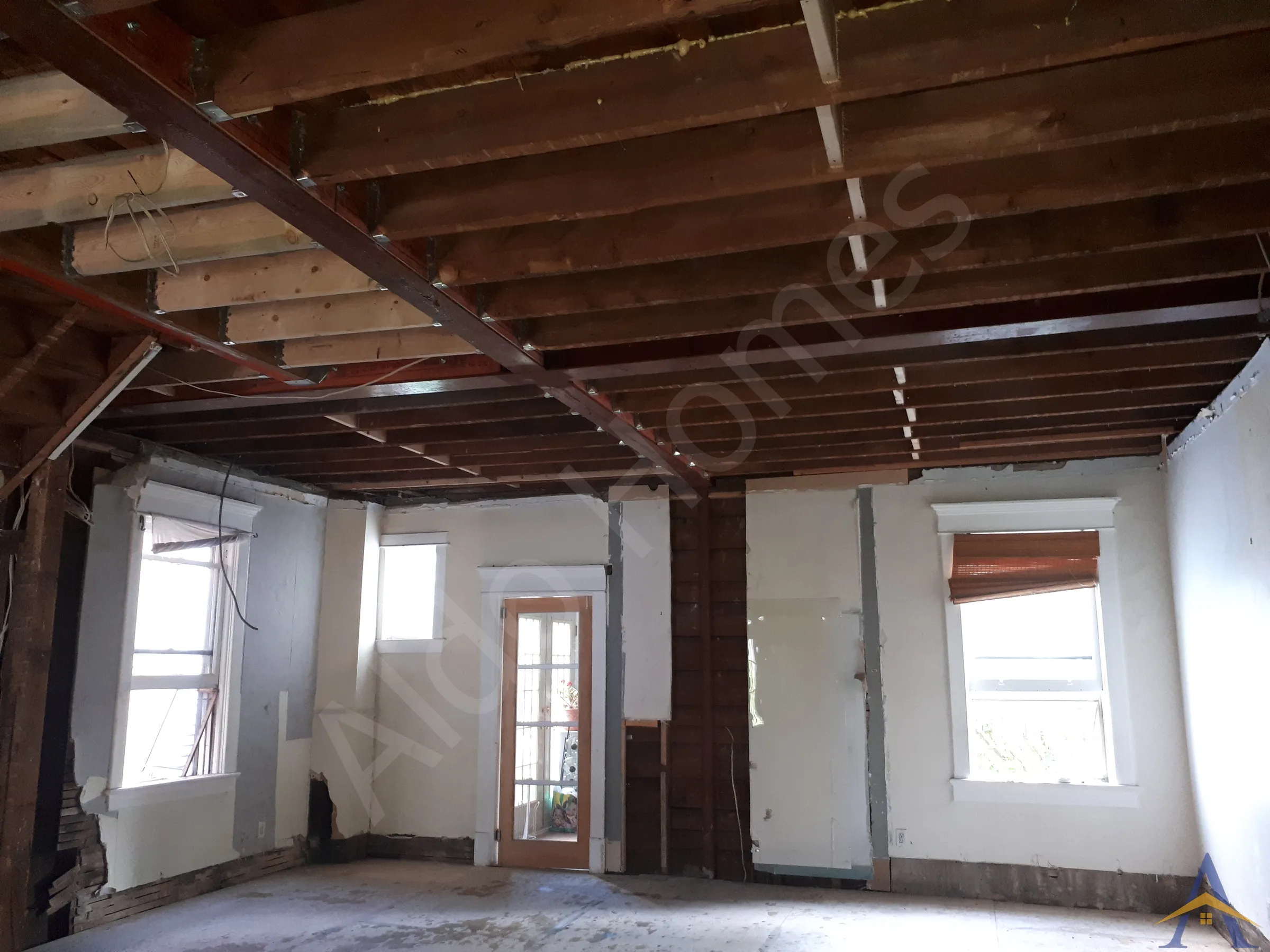 Load Bearing Wall Removal - Two Story - Dundas Street West, Toronto - Image 1