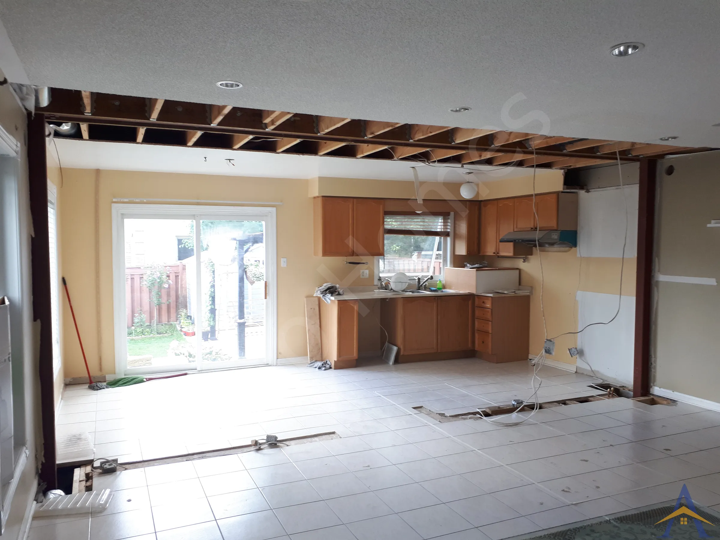 Load Bearing Wall Removal - Two Story - Rosehurst Dr, Mississauga - Image 4