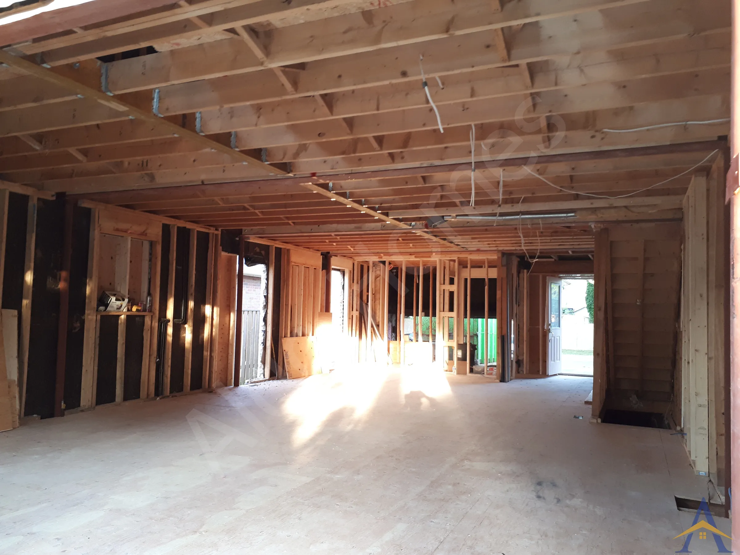 Load Bearing Wall Removal - Two Story - Saracen Court, Mississauga - Image 4