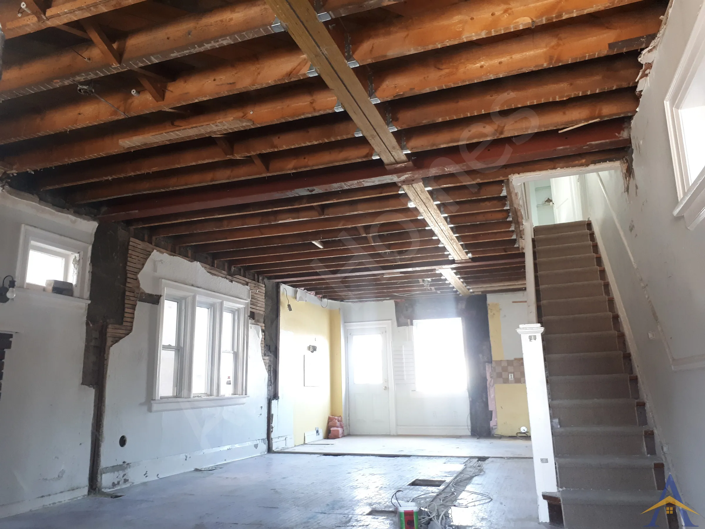 Load Bearing Wall Removal - Two Story - Willard Avenue, Toronto - Image 10