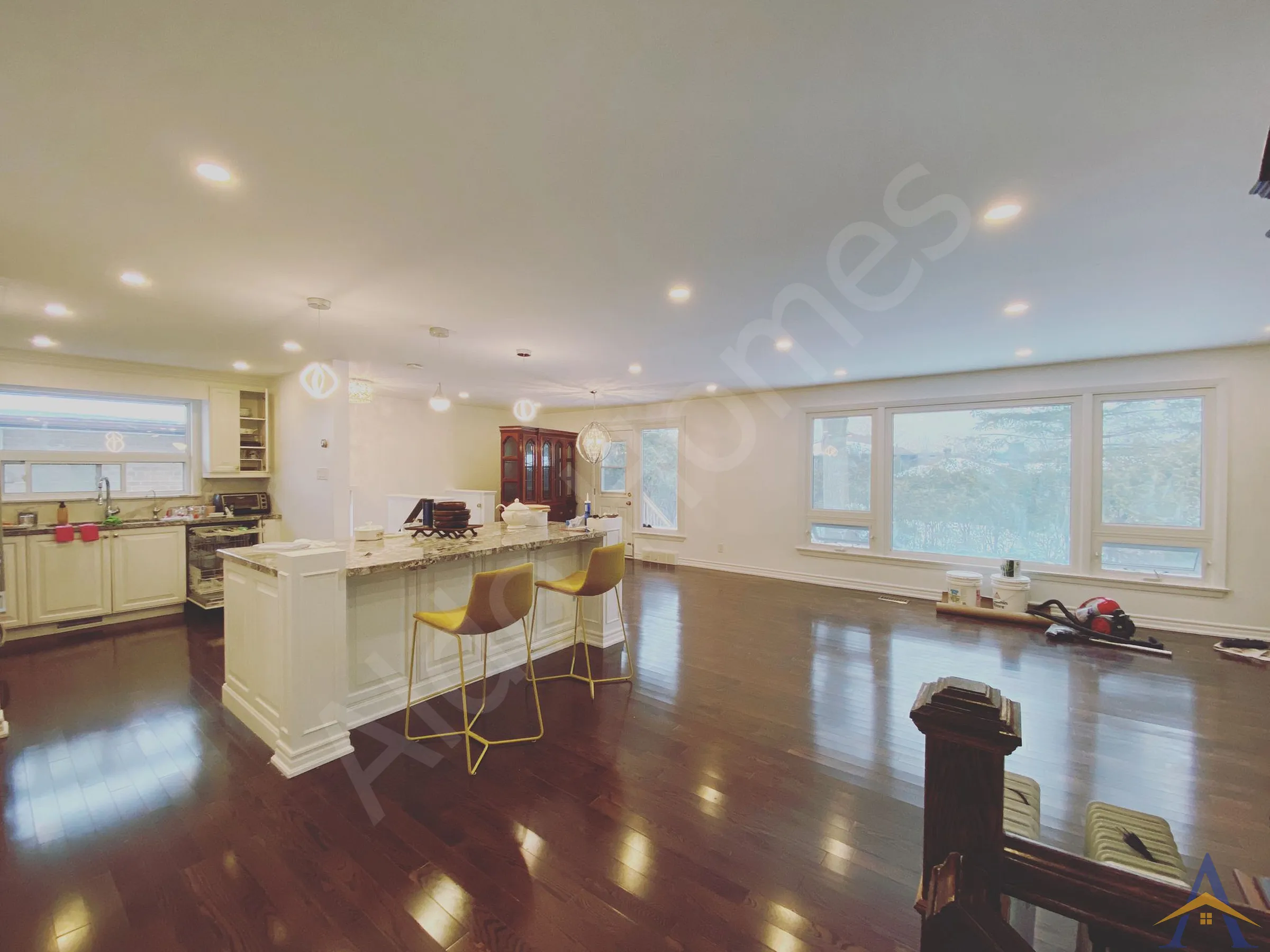 Load Bearing Wall Removal - Bungalow - Bathford Cr, North York - Image 17