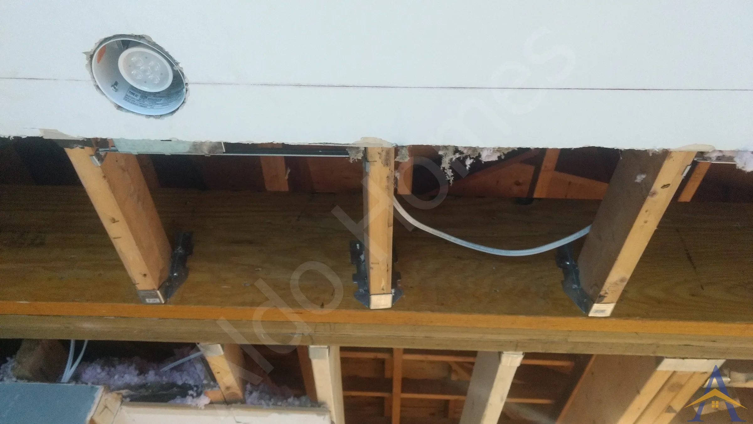 Load Bearing Wall Removal - Bungalow - Bromsgrove, Mississauga - Image 7