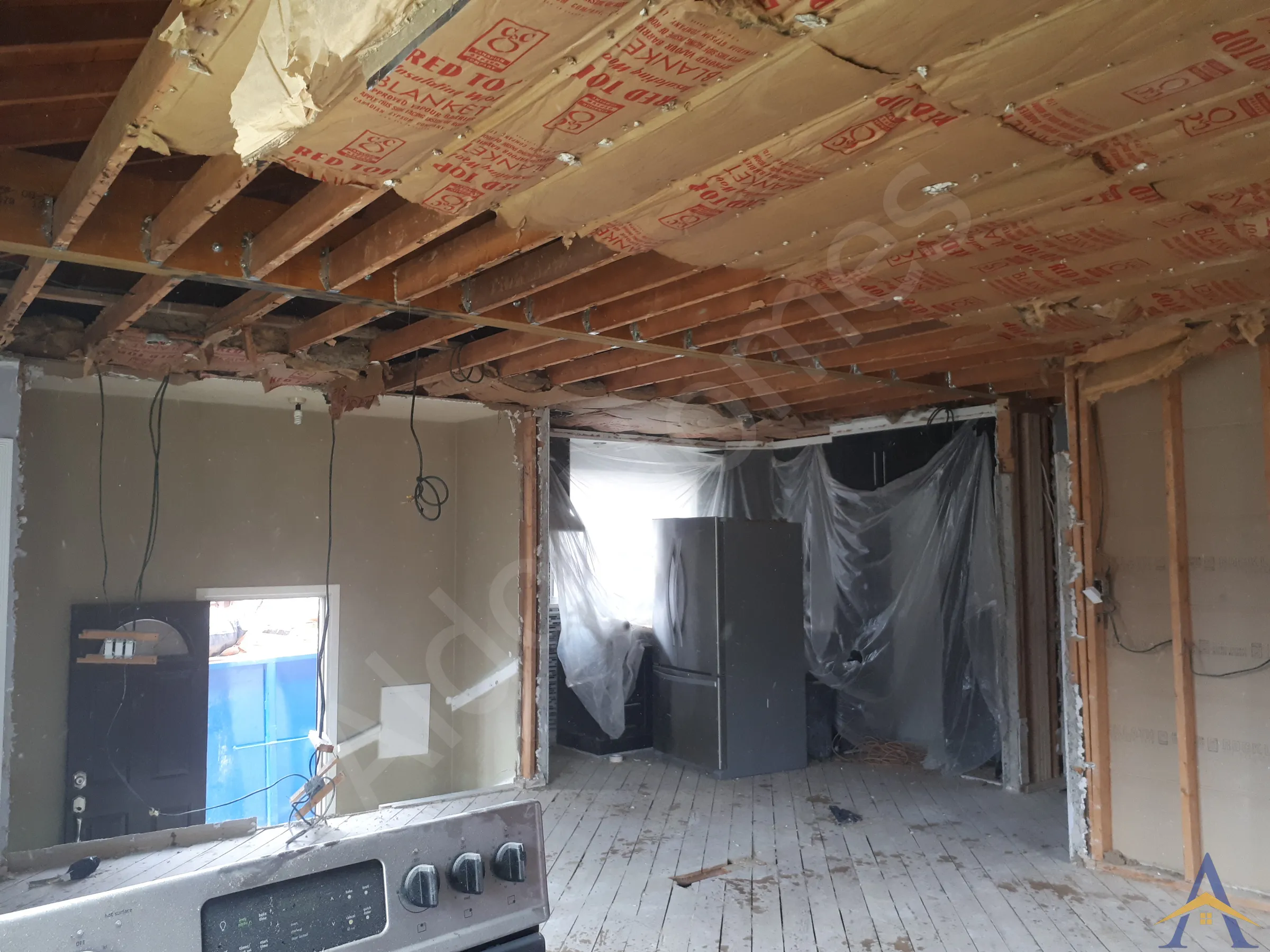 Load Bearing Wall Removal - Bungalow - Doerr, Scarborough - Image 1