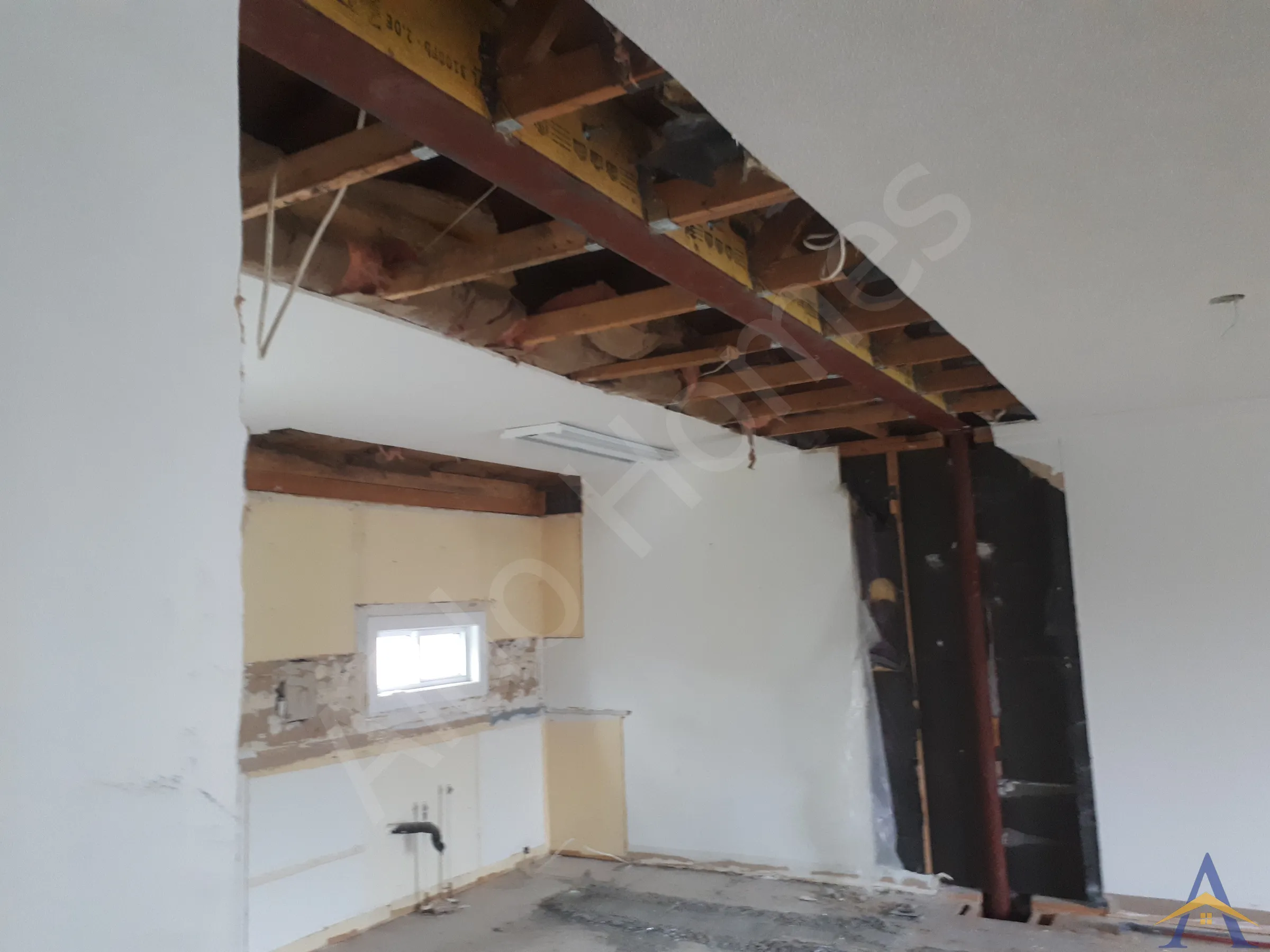 Load Bearing Wall Removal - Bungalow - Lupin, Whitby - Image 1