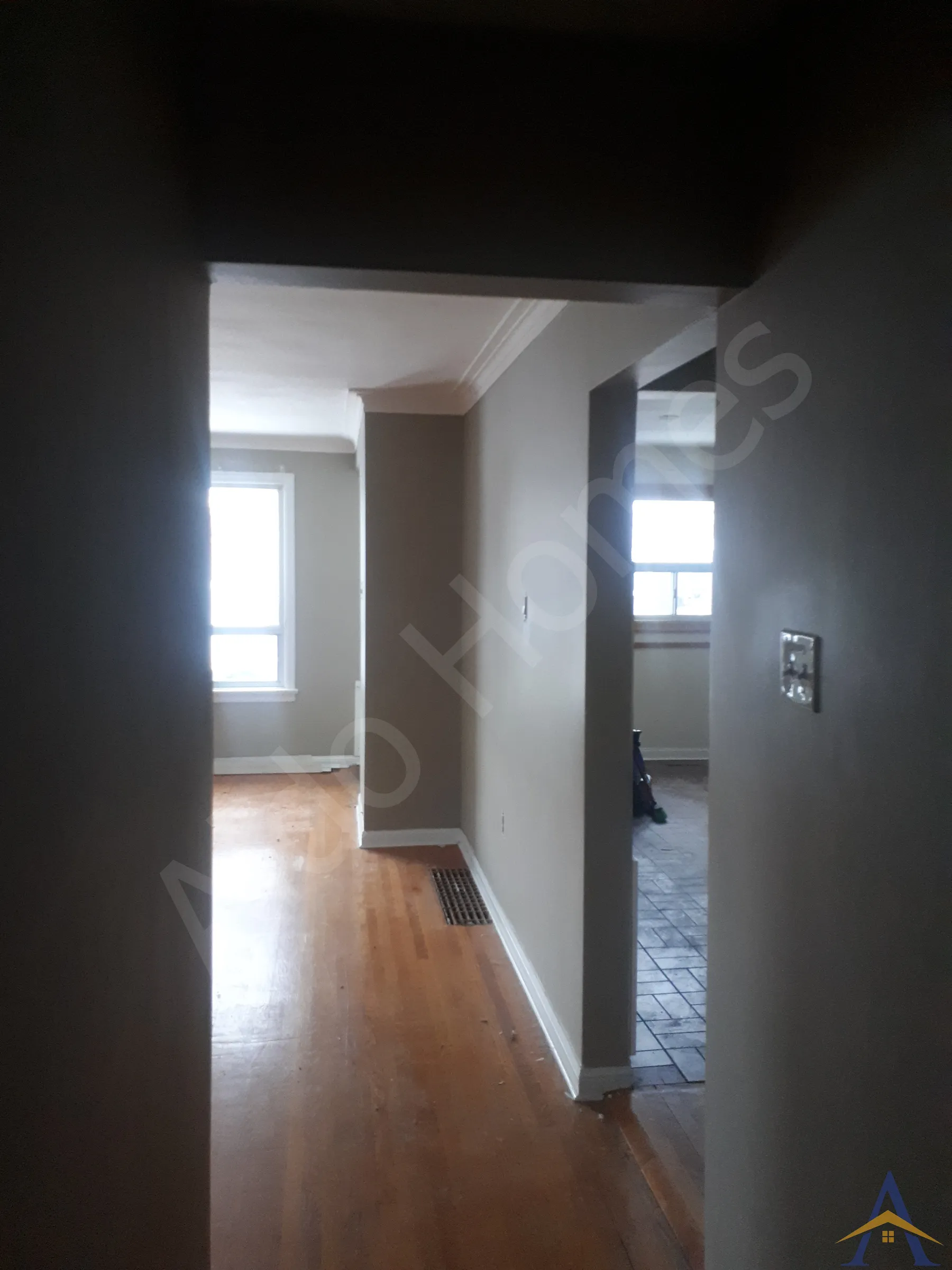 Load Bearing Wall Removal - Bungalow - Maxim cr, Scarborough - Image 3