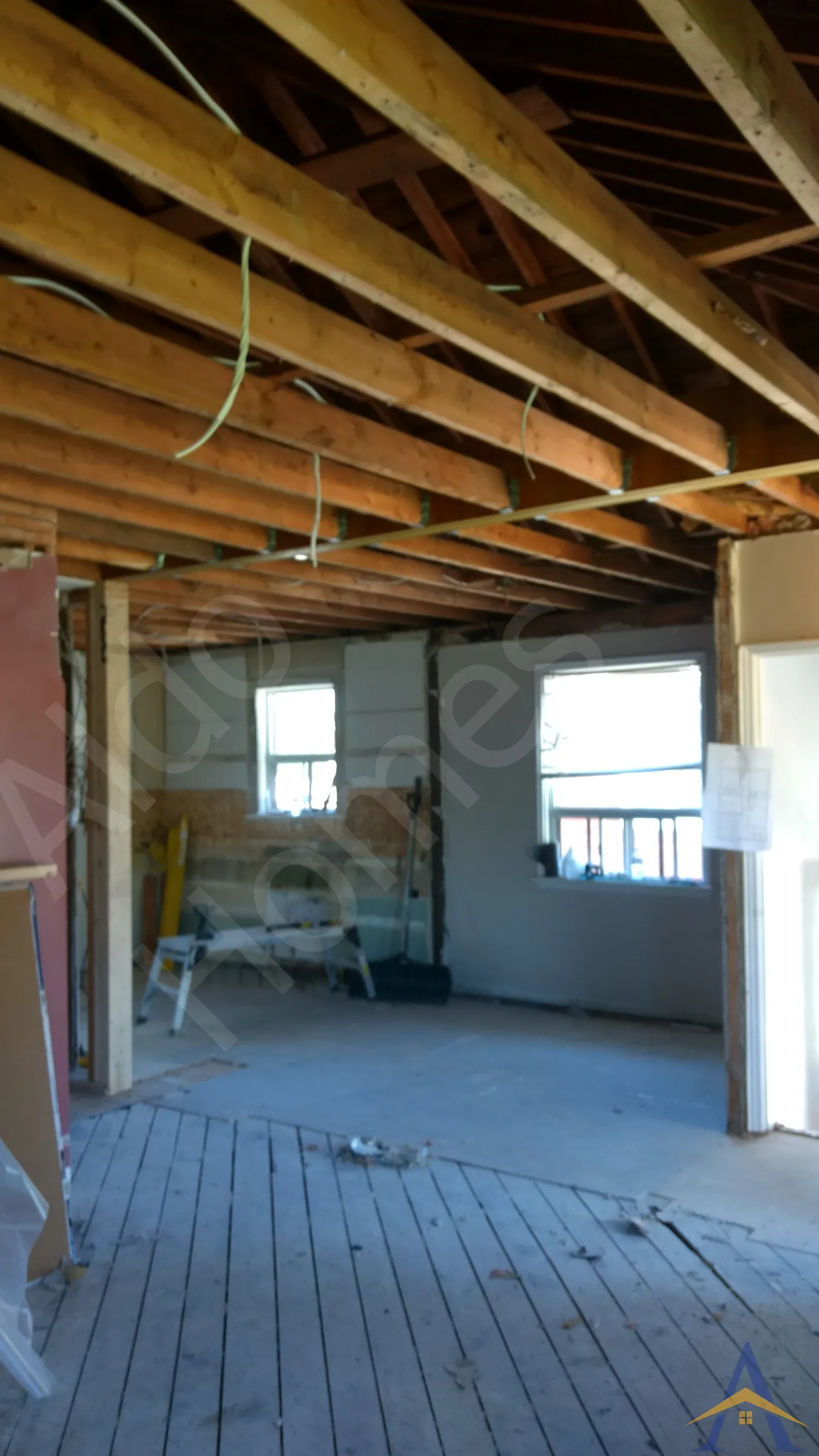 Load Bearing Wall Removal - Bungalow - Oxford, Toronto - Image 1