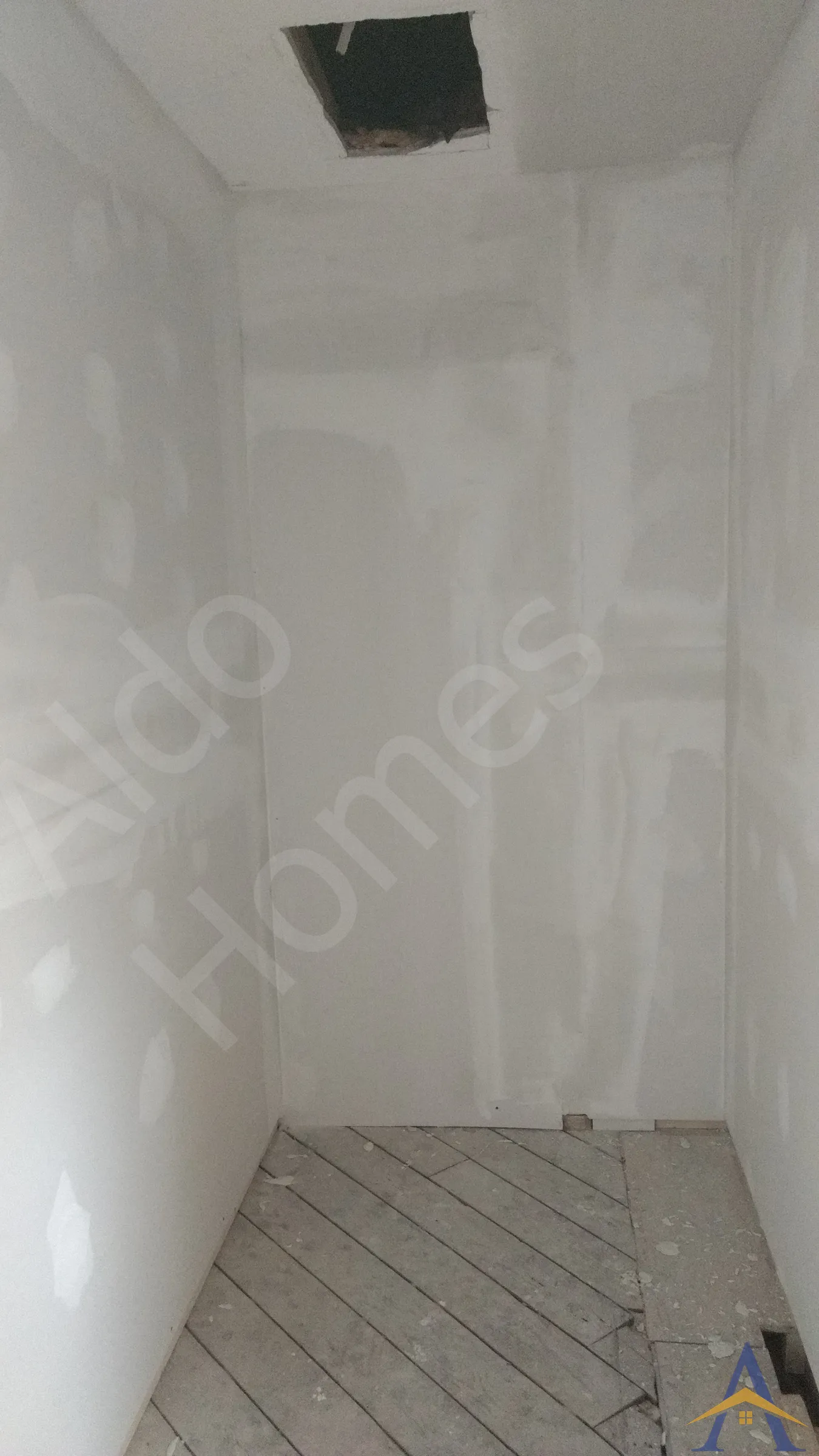 Load Bearing Wall Removal - Bungalow - Oxford, Toronto - Image 10