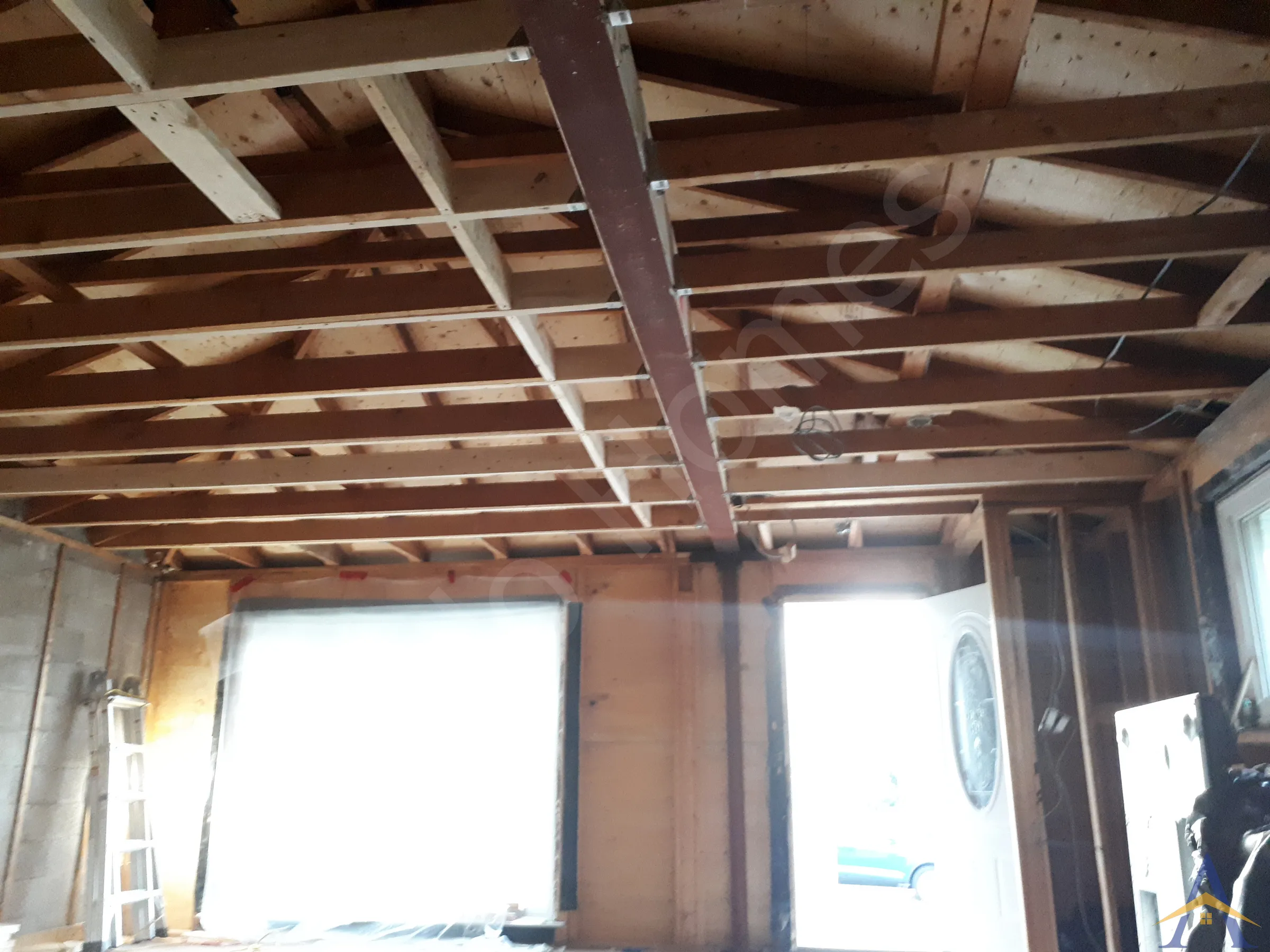 Load Bearing Wall Removal - Bungalow - Palletine, Oakville - Image 9