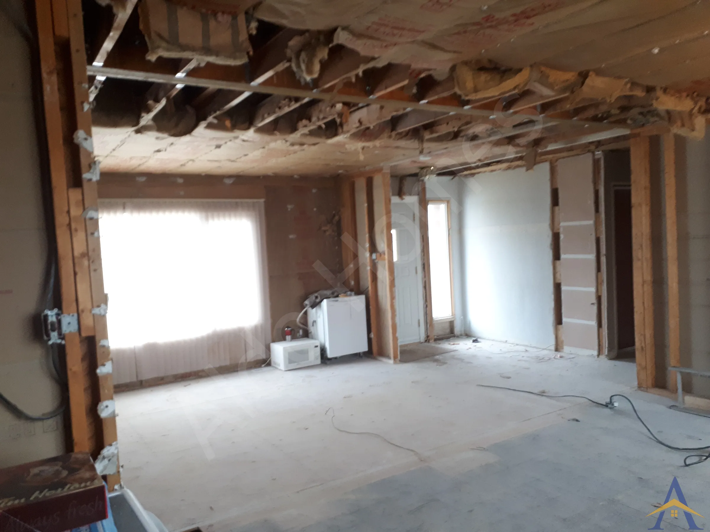 Load Bearing Wall Removal - Bungalow - Richmond Cr, Niagara Falls - Image 4