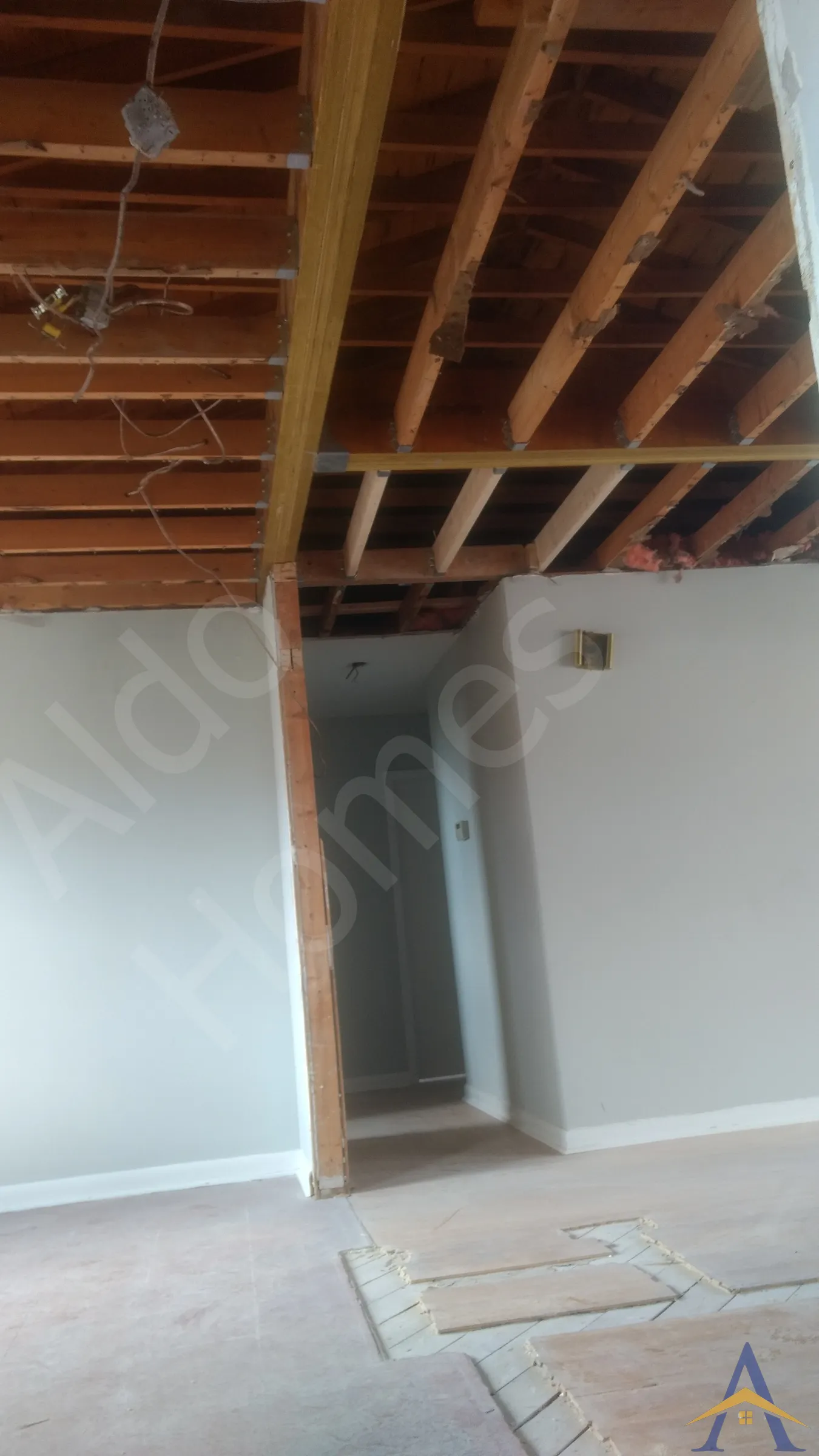 Load Bearing Wall Removal - Bungalow - Tavistock, North York - Image 8