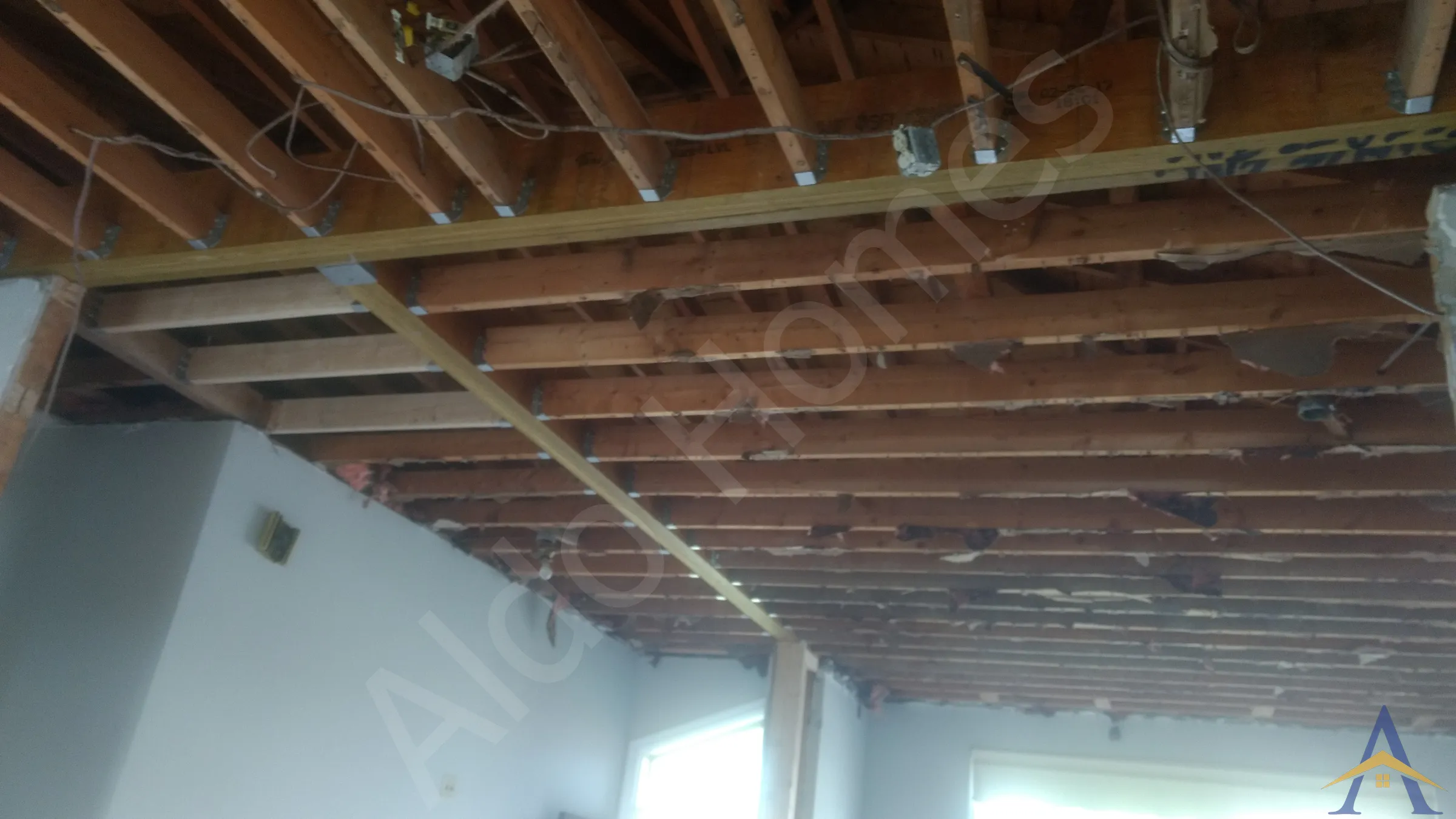 Load Bearing Wall Removal - Bungalow - Tavistock, North York - Image 9